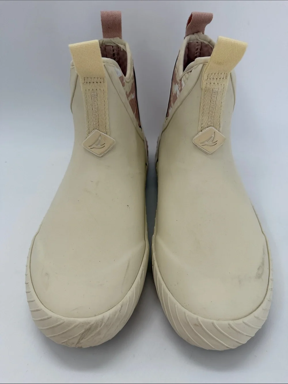 Sperry Womens Cream Chelsea Cutwater Deck Boot Size US 8.0M EU 39